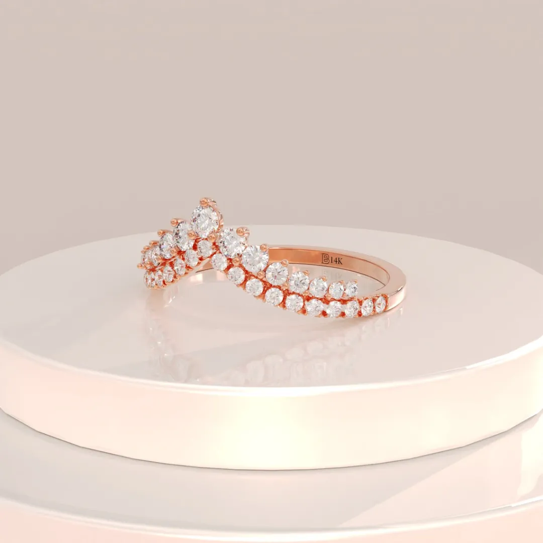 /public/photos/live/Dainty V Shaped Chevron Ring-1067 (6).webp
